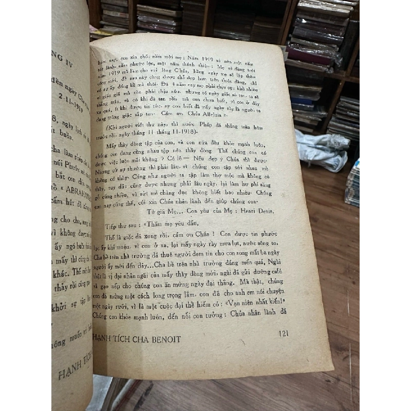 Hạnh Tích Cha Benoit 1065799
