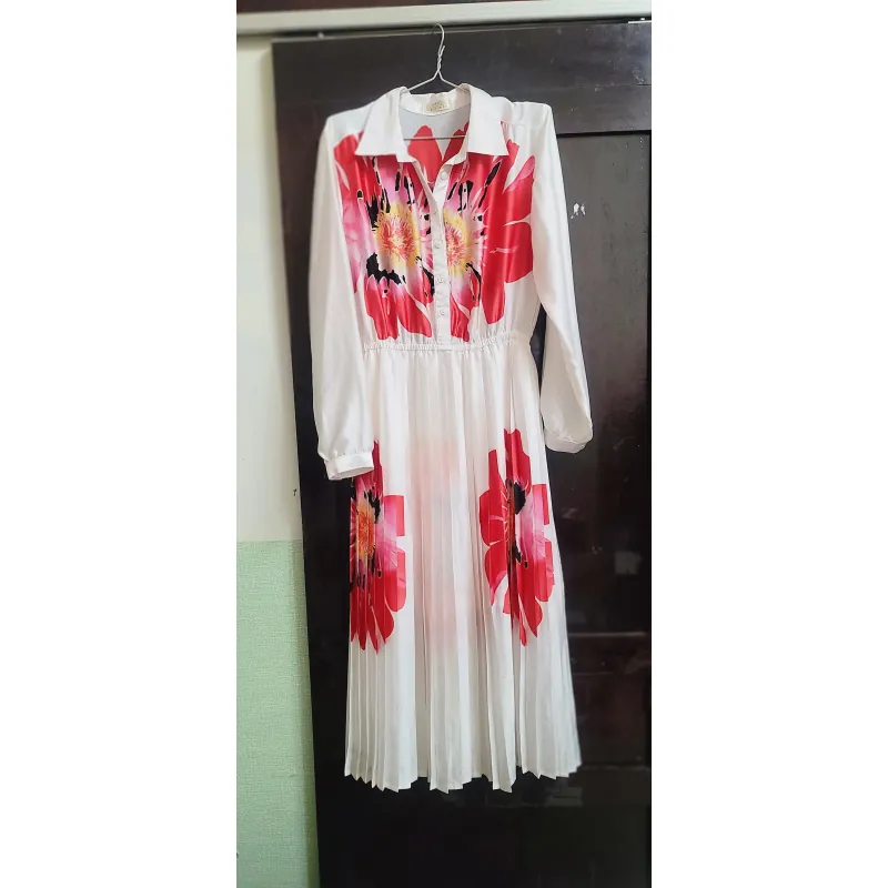 Đầm hoa dập ly 1002628