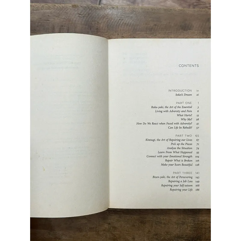 Kintsugi: Embrace your imperfections and find happiness - the Japanese way - Tomás Navarro 734944