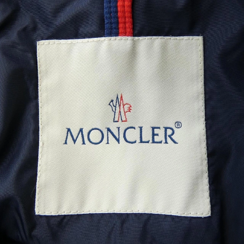 Áo khoác lông vũ MONCLER 640304