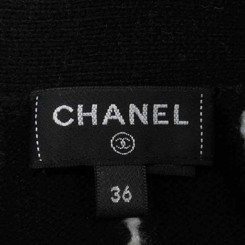 Áo khoác cardigan CHANEL - Hàng hiệu Authentic 636638