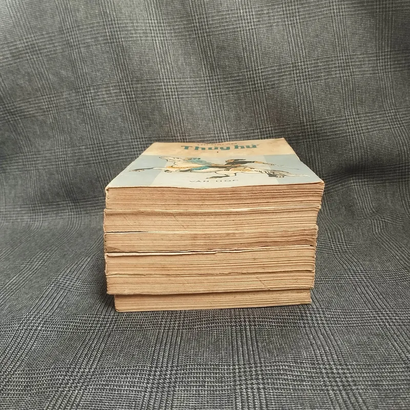 Thủy Hử - Thi Nại Am - Dịch giả: Á Nam Trần Tuấn Khải - Năm 1988 607204