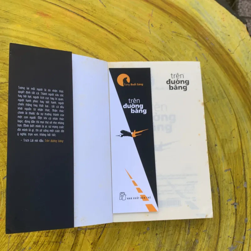 COMBO TONY BUỔI SÁNG: trên đường băng & cà phê cùng Tony(1) 791149