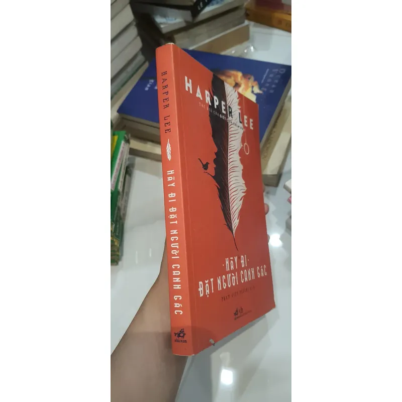 "Hãy Đi Đặt Người Canh Gác" của Harper Lee 👣 691563