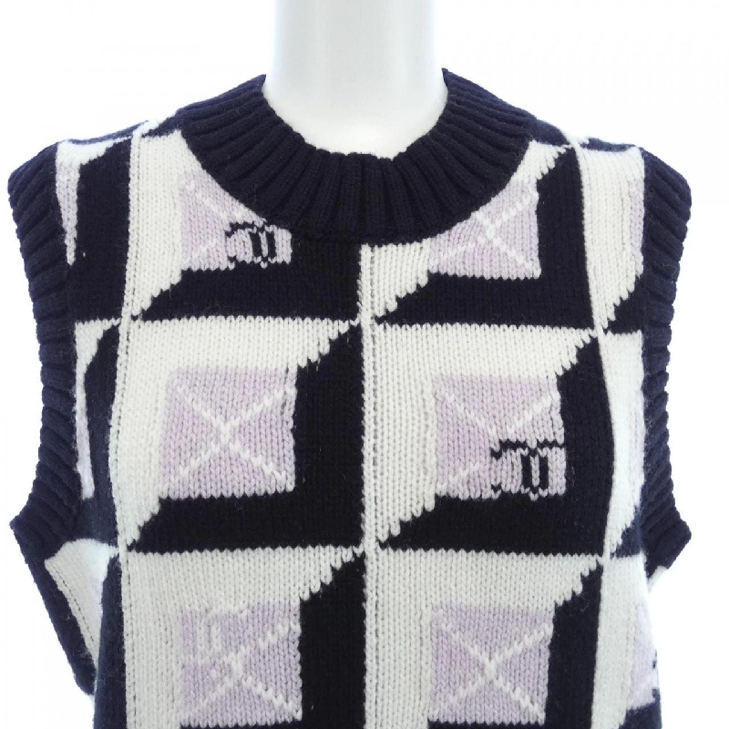 【Khuyến mãi】Áo gile CHANEL 641863