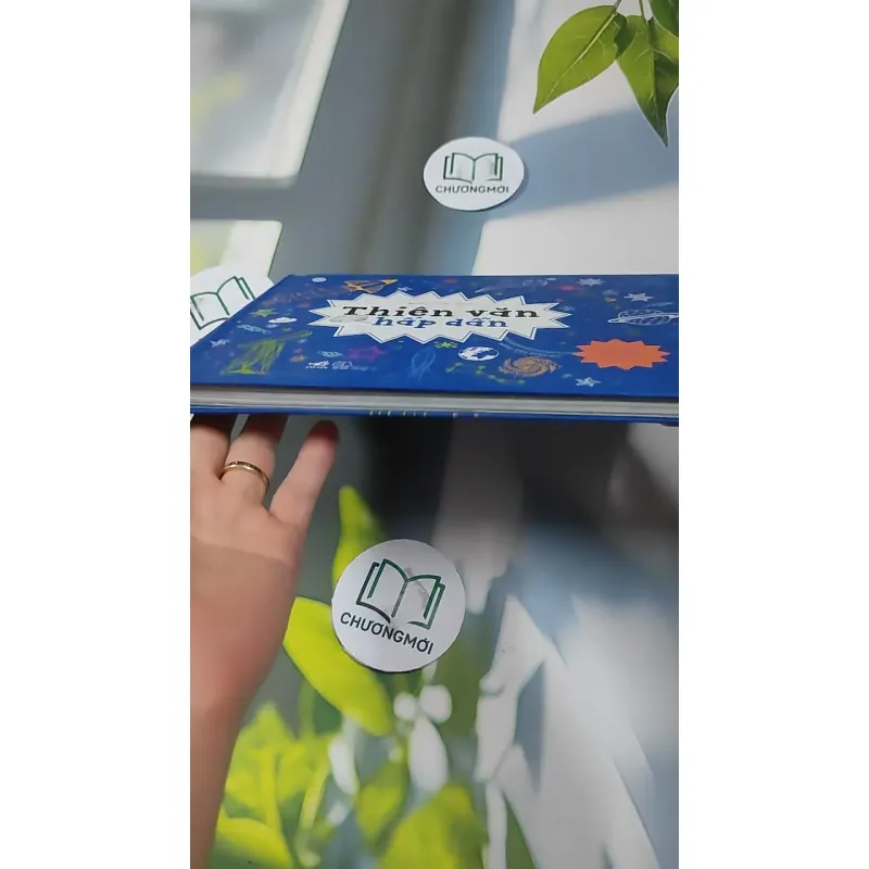 Thiên Văn Hấp Dẫn - Malcolm Croft 727312