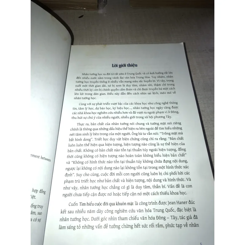 Tìm hiểu cuộc đời qua khuôn mặt  785778