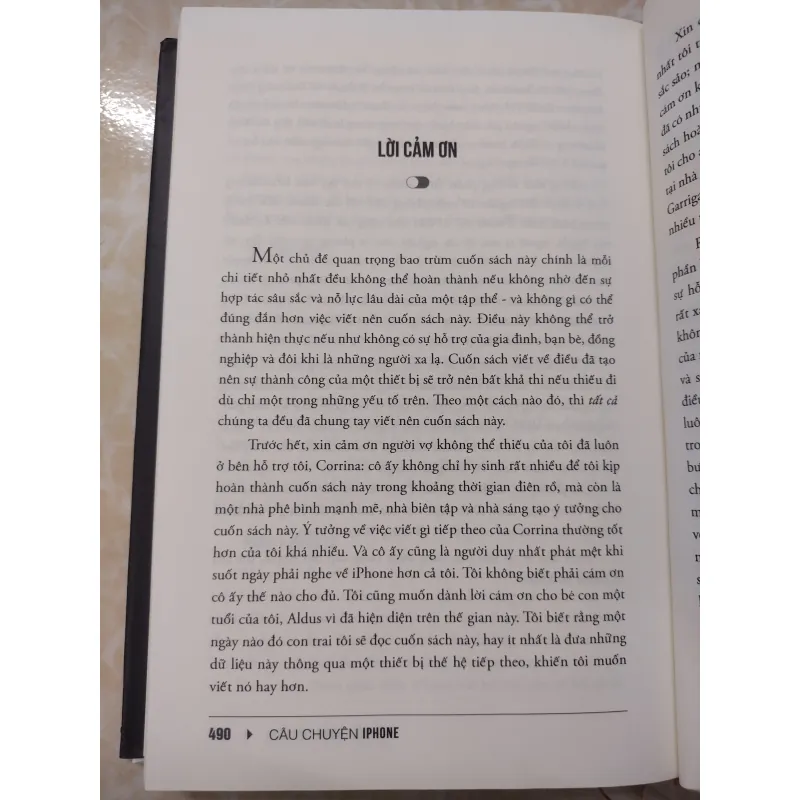 Sách: Câu chuyện IPhone - TG: Brian Merchant (Bìa cứng) 733211