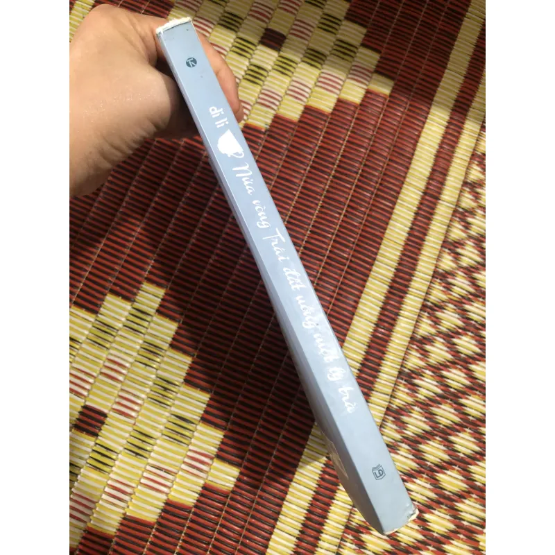 Sách Nửa Vòng Trái Đất Uống Một Ly Trà - Tuỳ bút ẩm thực 790789