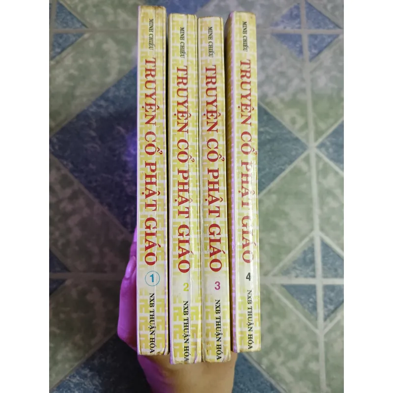 Truyện cổ Phật giáo ( 4 tập) - Minh Chiếu 598342