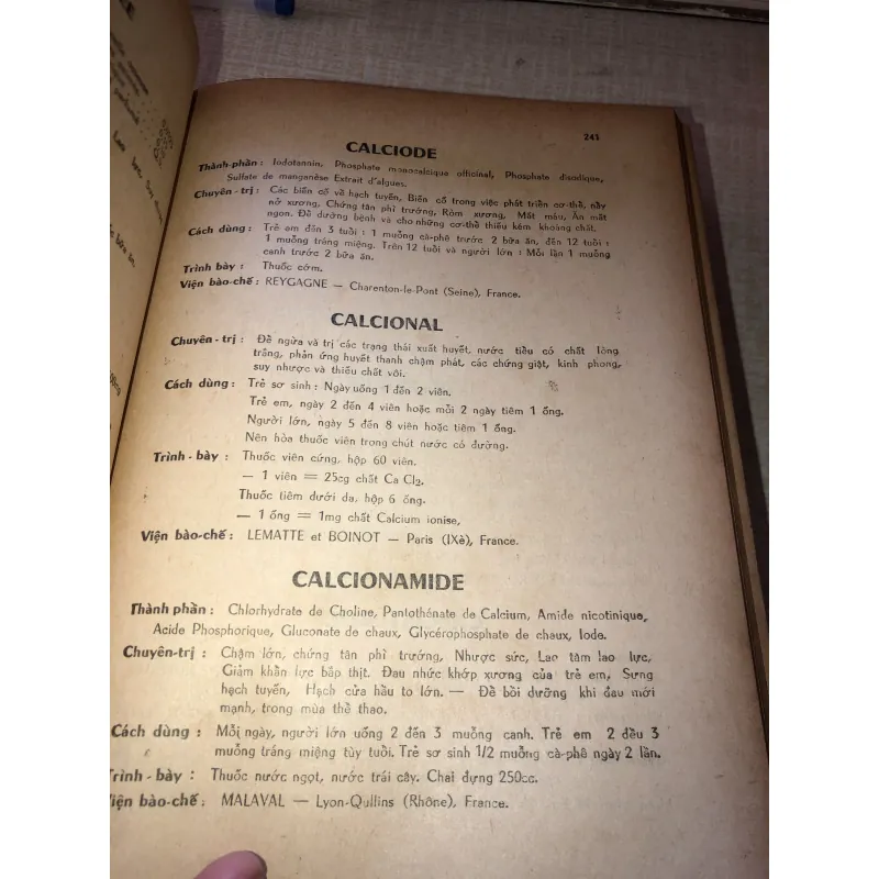 Từ điển dược phẩm đặt chế Việt Nam bà ngoại quốc 972630