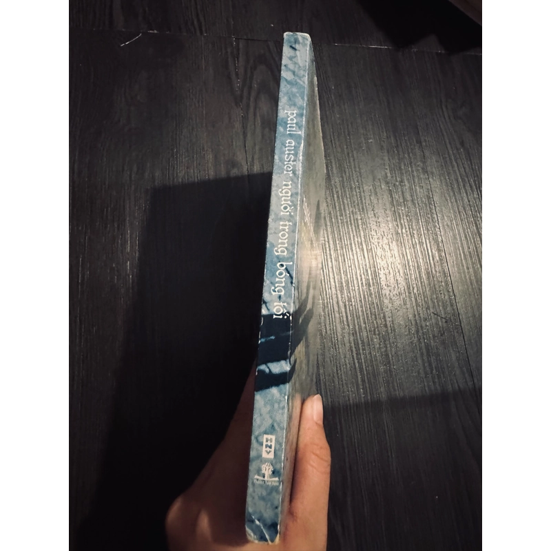 Người trong bóng tối 462270