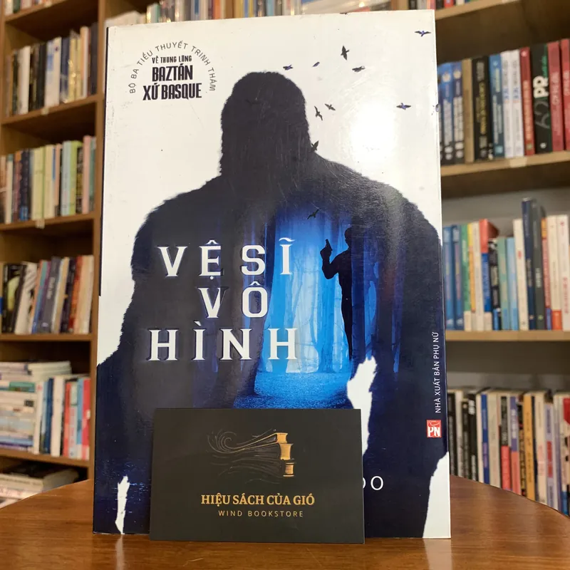 Vệ sĩ vô hình - Dolores Redondo 693546