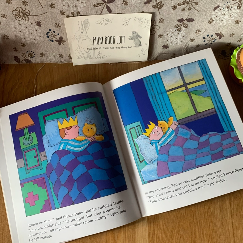 Sách tranh Prince Peter and the Teddy Bear, Used, Picture Book For Kids 446653