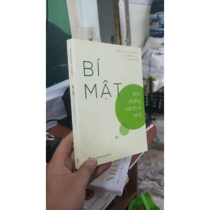 [Sách Cũ SCGR] Bí mật sau những hành vi nhỏ mới 80% gập bìa trước 2019 HCM0412 685069