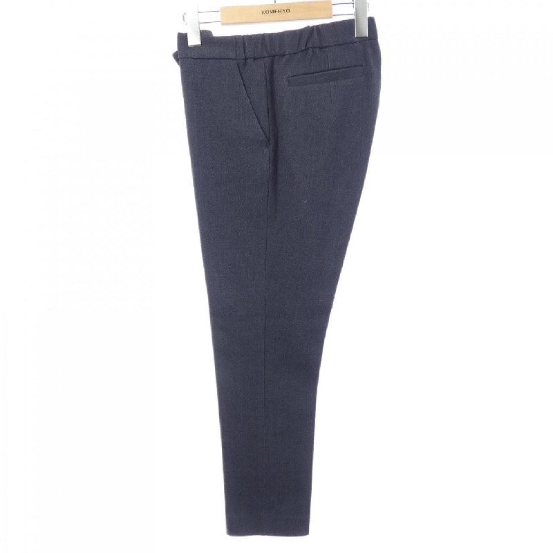 Quần ADORE - Hàng hiệu Authentic 817493