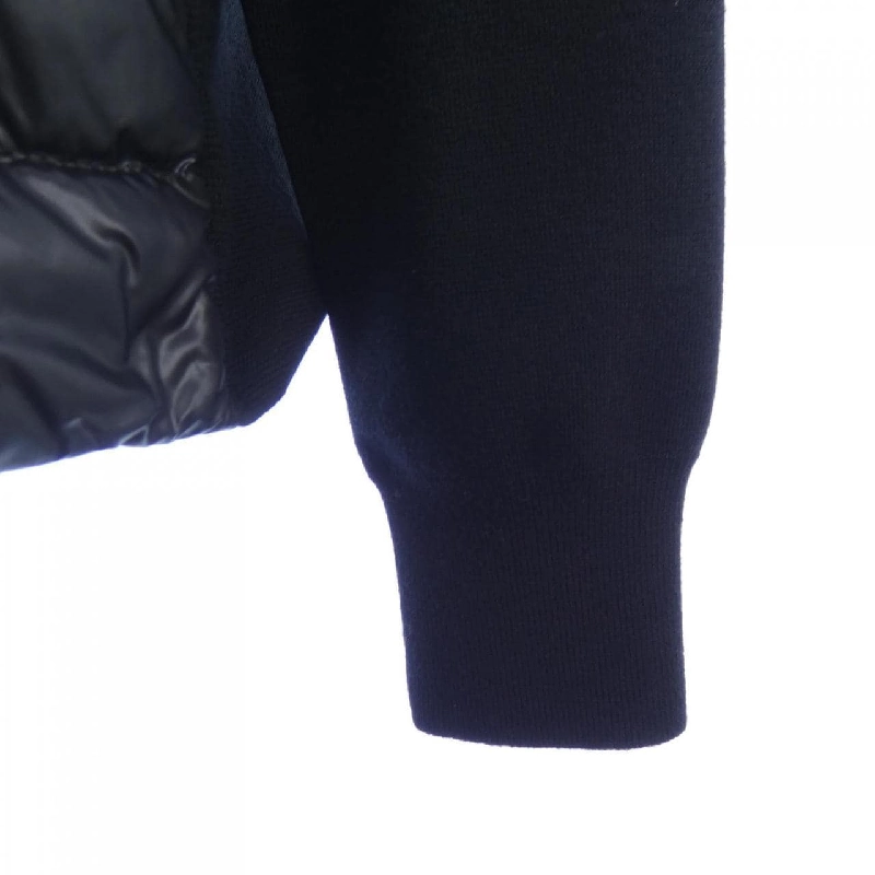 Moncler MONCLER 10939B00025 Áo khoác lông - Hàng hiệu Chính hãng 822965