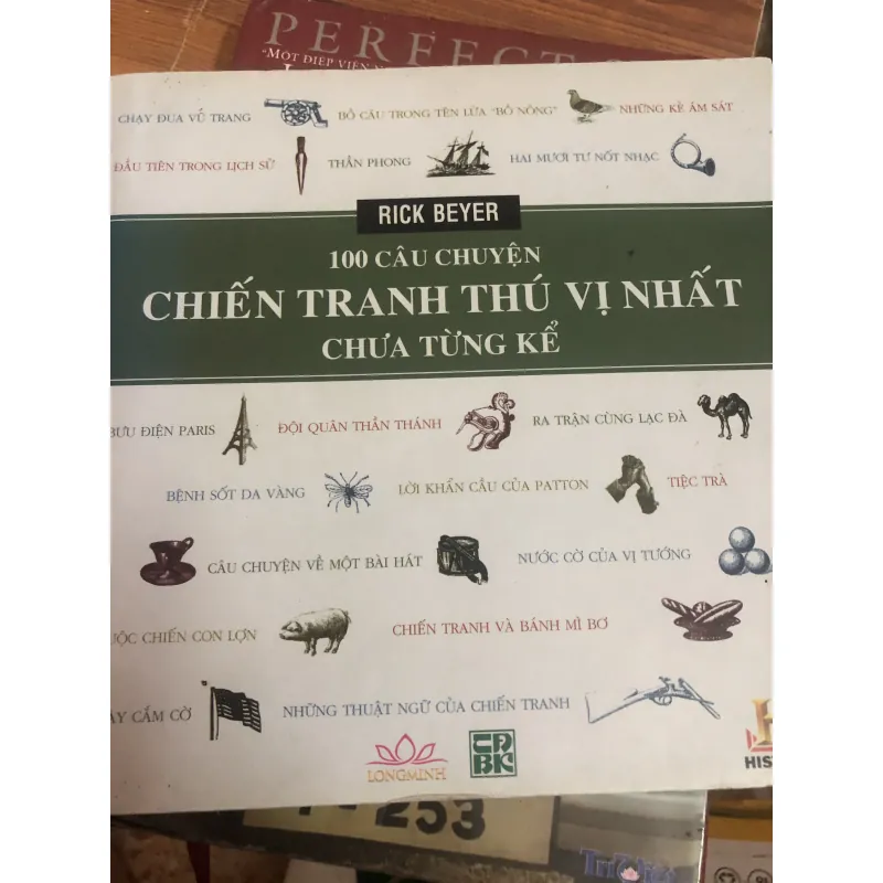 100 câu chuyện chiến tranh thú vị nhất chưa từng kể 1024088