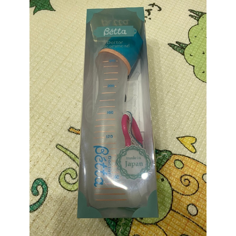 Bình sữa Betta 240ml 1204