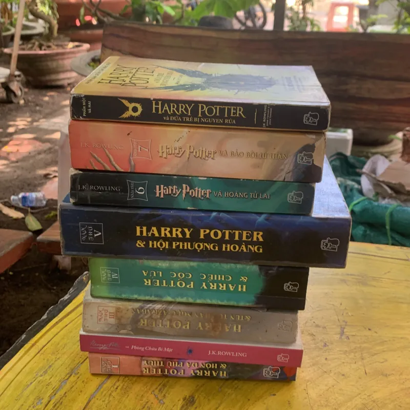 COMBO HARRY POTTER TRỌN BỘ 8 tập - J.K. ROWLING 936542