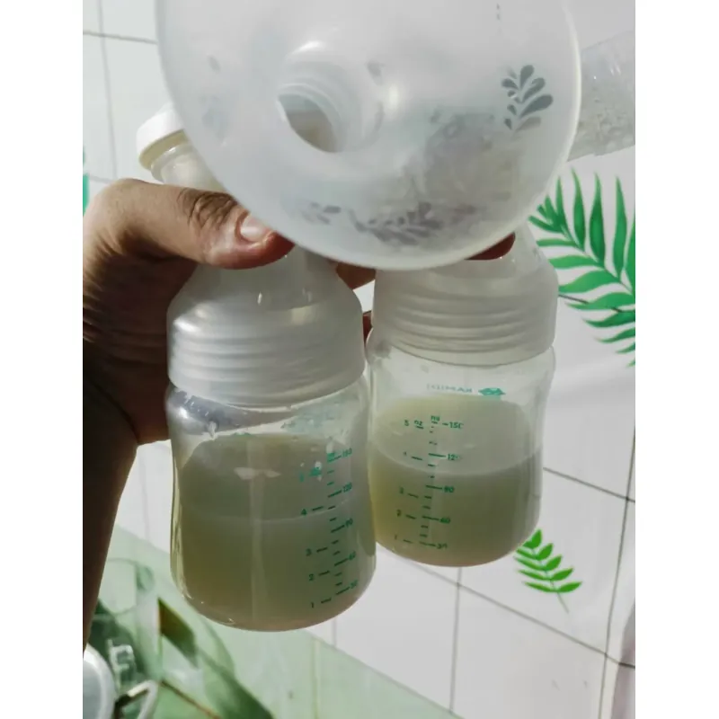 Pass máy hút sữa kamidi sử dụng được 1 tháng ,còn mới và dùng tốt. 571874