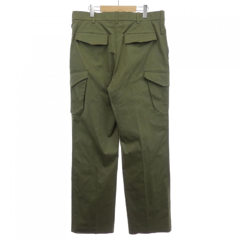 Quần cargo 3D túi LOUIS VUITTON HTP82WFAD - Hàng hiệu Authentic 885224