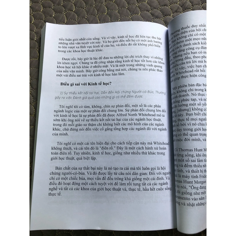 sách sổ tay niên giám của munger  ( Poor Charlie’s Almanack ) 517170