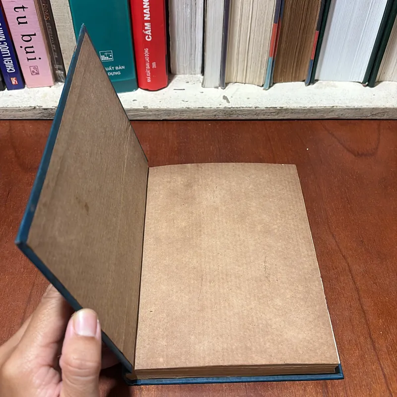 II Sách Phật Giáo: Thoát Vòng Tục Luỵ - Tinh Vân - Quảng Độ (Dịch) - 1974 738218