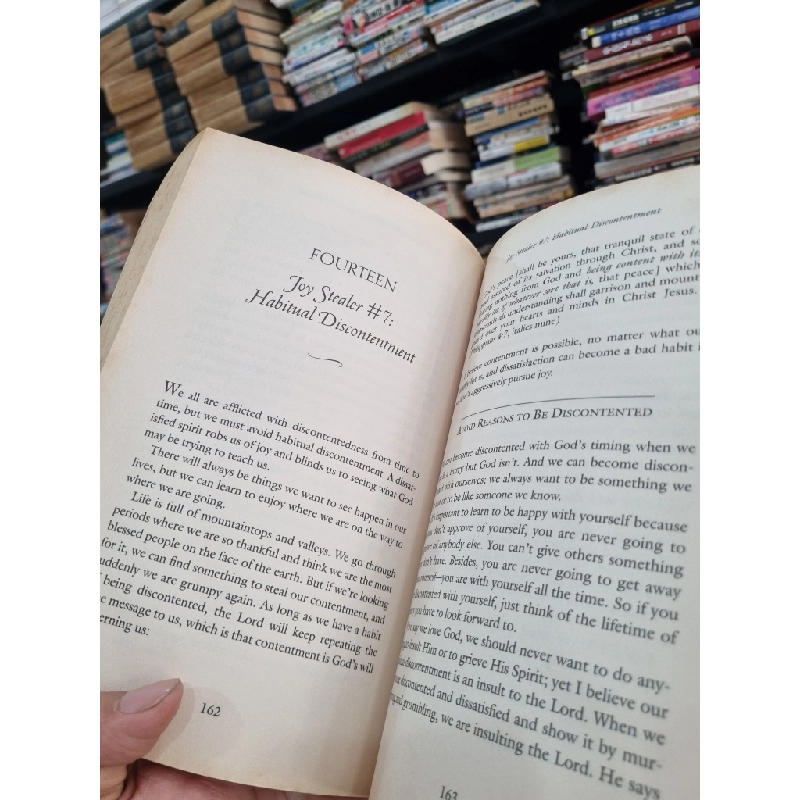 SEVEN THINGS THAT STEAL YOUR JOY : OVERCOMING THE OBSTACLE TO YOUR HAPPINESS - Joyce Meyer 144403