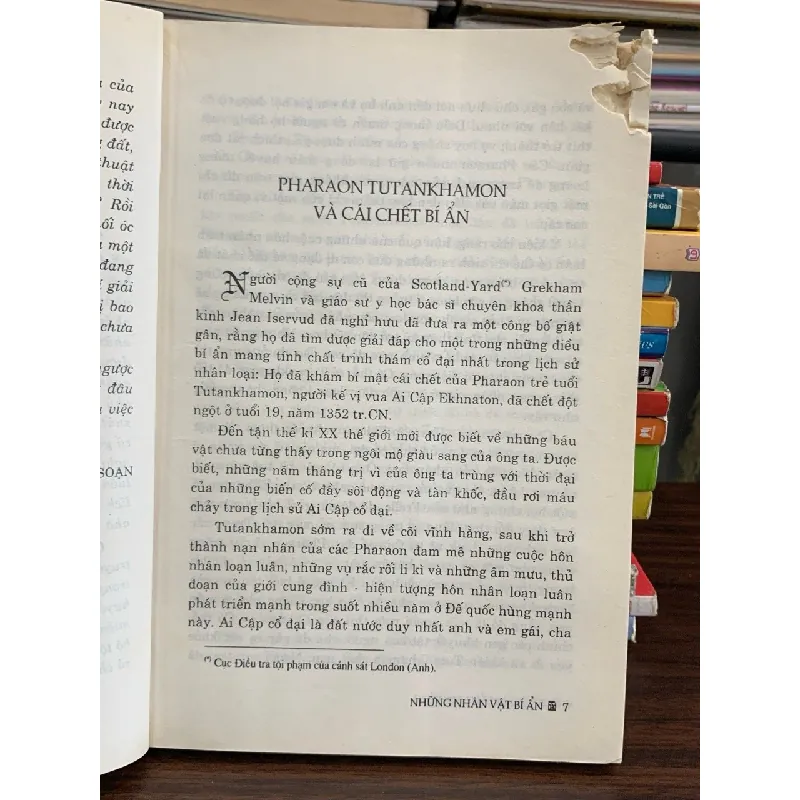 Những nhân vật bí ẩn (Những bí ẩn lịch sử) – Đoàn Tử Huyến (chủ biên) 574023