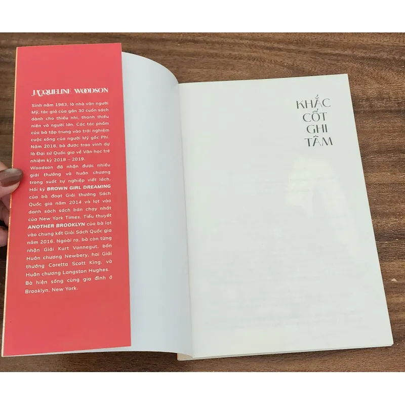 KHẮC CỐT GHI TÂM - Tác giả: Jacqueline Woodson 720278