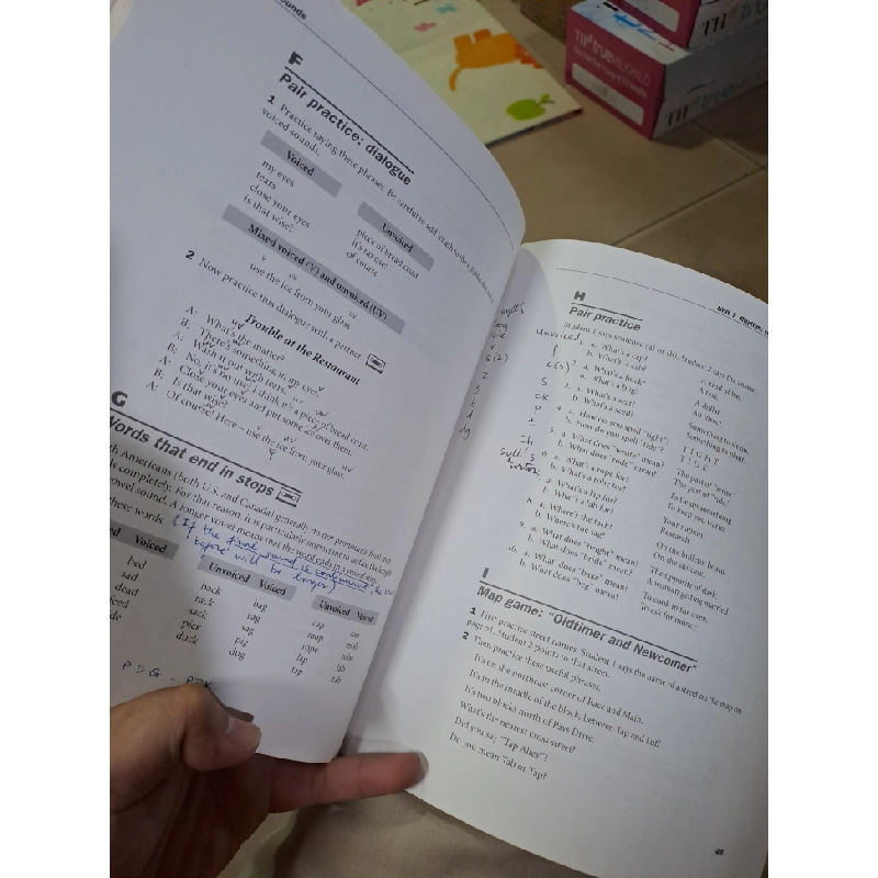 Clear Speech Pronunciation and Listening Comprehension In North American English có bút chì mới 80% HCM0808 HỌC NGOẠI NGỮ 527126