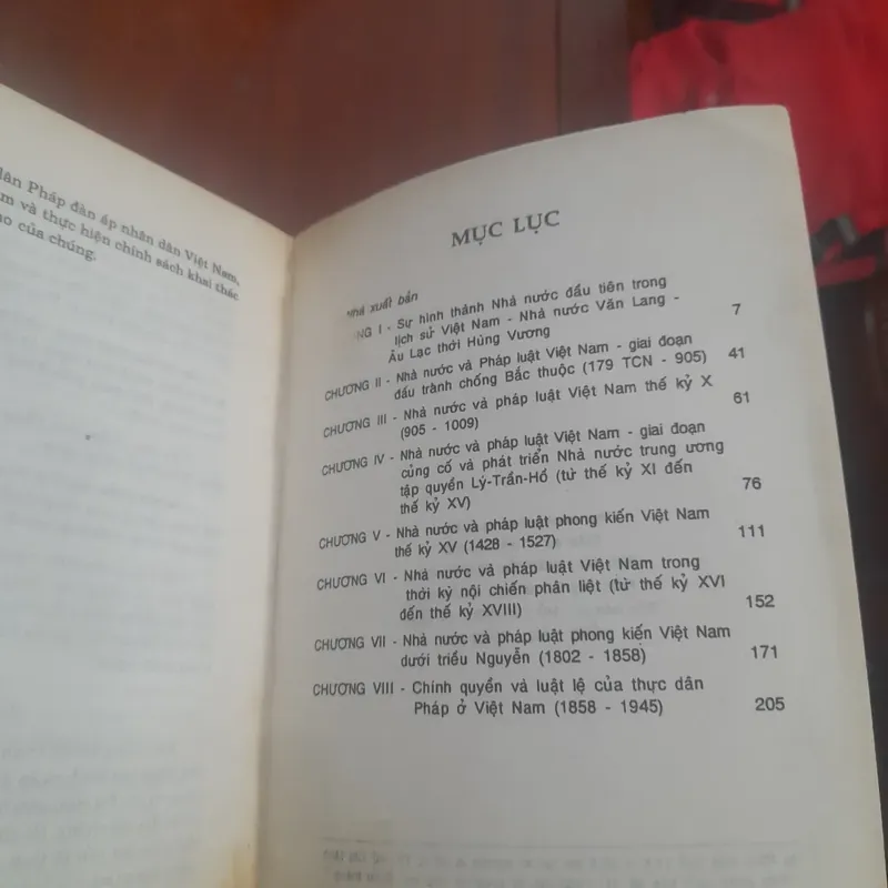 Tập bài giảng LỊCH SỬ NHÀ NƯỚC VÀ PHÁP LUẬT VIỆT NAM (từ nguồn gốc đến thế kỷ XX) 705341