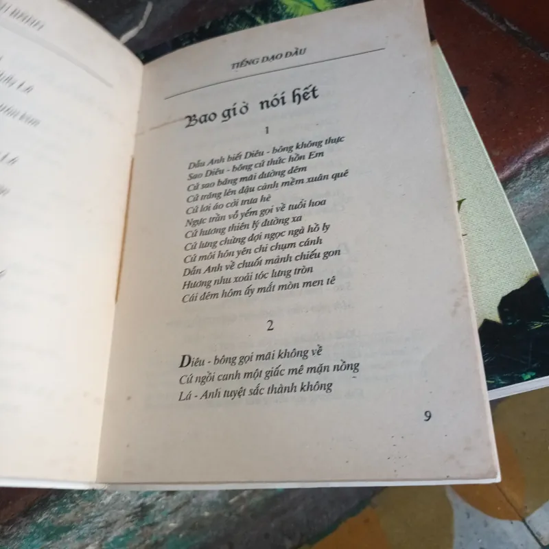 Thơ Lá Diêu Bông - Hoàng Cầm 796617