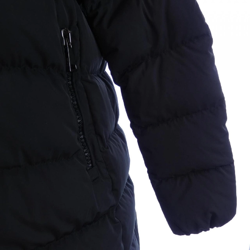 Áo khoác lông vũ MONCLER 640976