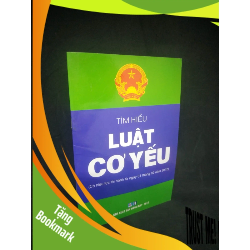 (TẶNG BOOKMARK) Luật cơ yếu mới 90% RBK2303 947288