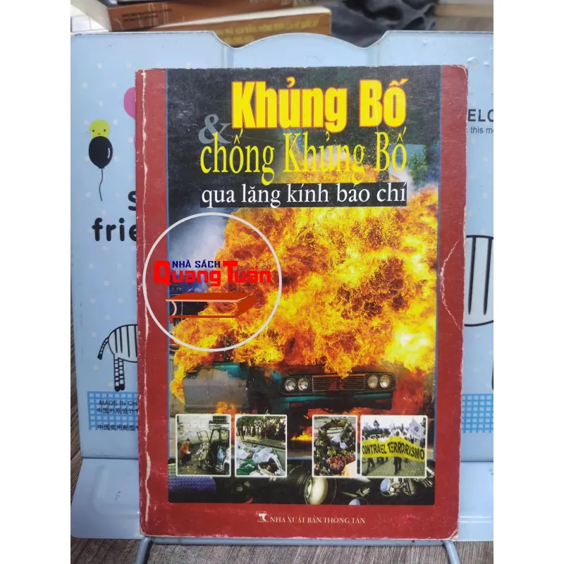 Sách: Khủng bố và chống khủng bố qua lăng kính báo chí (A2) 610054