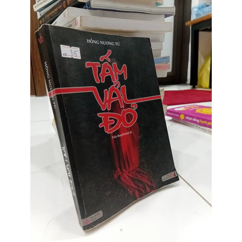 Sách Tấm vải đỏ 1001052