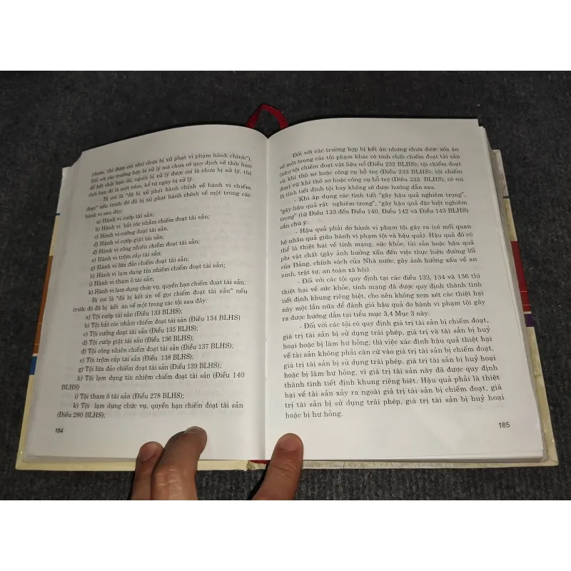 BÌNH LUẬN KHOA HỌC BỘ LUẬT HÌNH SỰ 1999 (PHẦN CÁC TỘI PHẠM) 993078