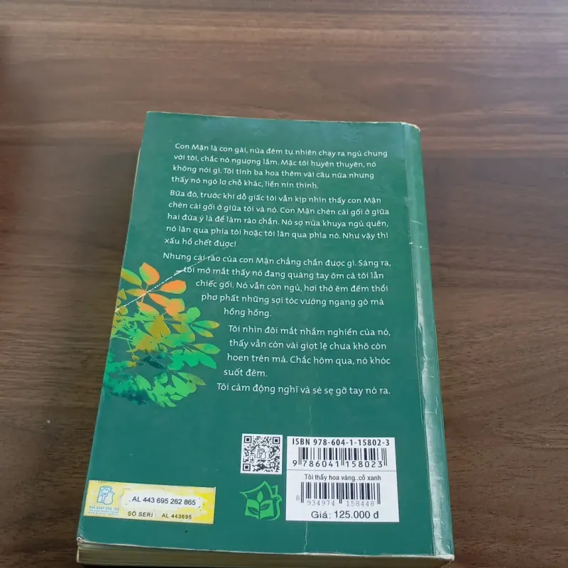 Sách Tôi thấy hoa vàng trên cỏ xanh 1002940