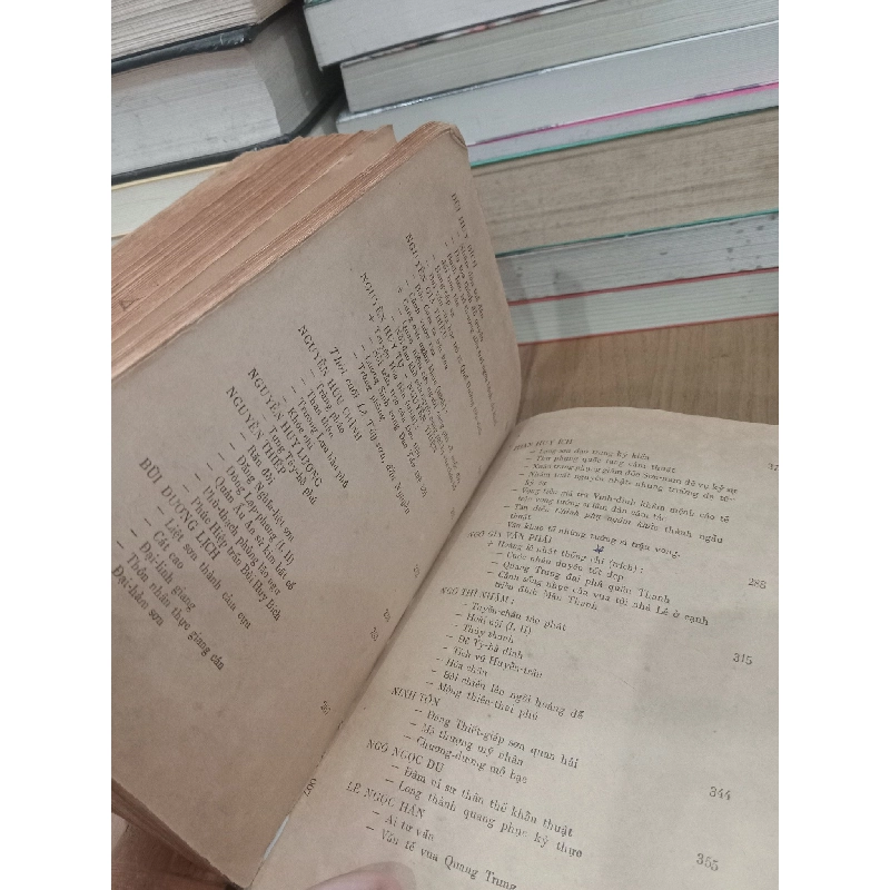 Hợp tuyển thơ văn Việt Nam: Thế kỷ XVIII, nửa đầu thế kỷ XIX 738590