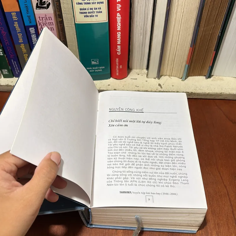 II Tuyển Tập Bài Báo Hay Của Báo Thanh Niên - 2005 740079