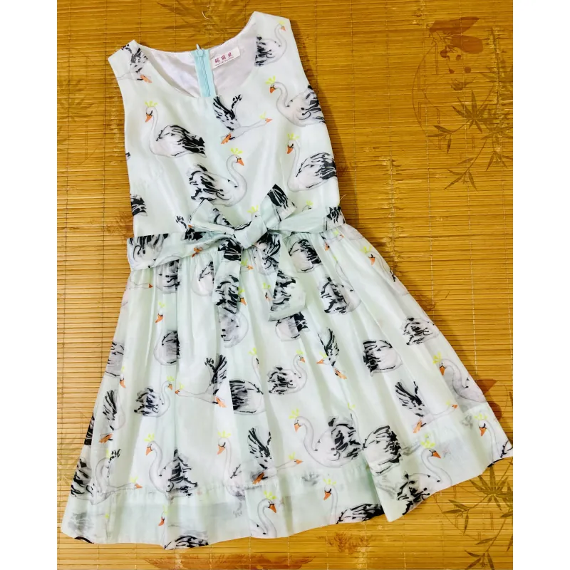 Váy voan chim hạc size S màu xanh dương 1010610