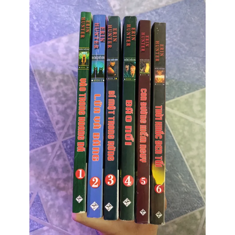 Những chiến binh ( 6 tập) - Erin Hunter 598303