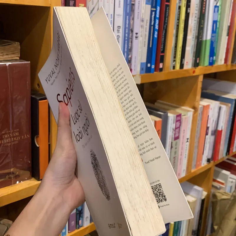 Sapiens. Lược sử loài người - Yuval Noah Harari (bìa mềm)  737298