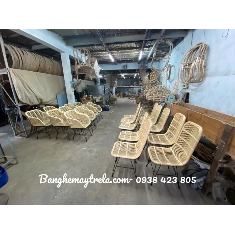 Ghế mây tự nhiên chân sắt giá rẻ 701659