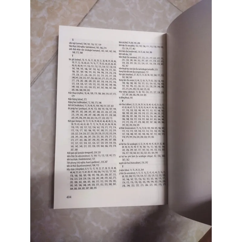 Sách: Diện mạo phê bình văn học Phương Tây TK XX 717420