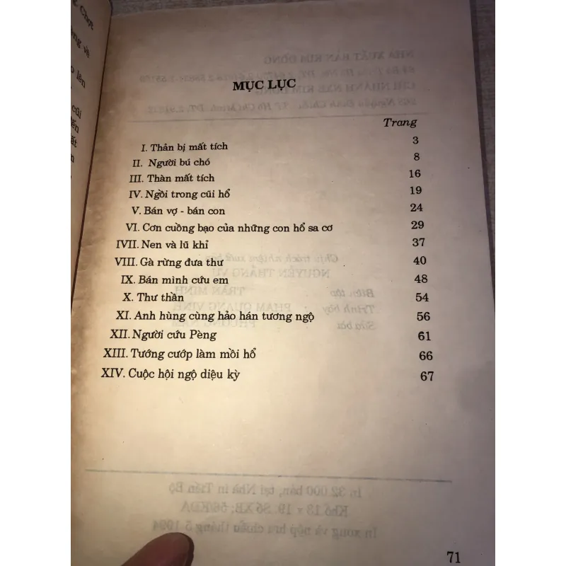 Người làm mồi bày hổ-Nhà sách kim đồng 971682