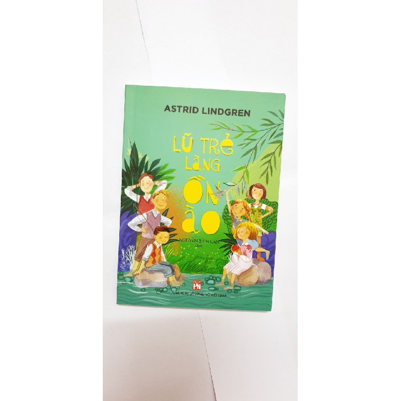 Truyện LŨ TRẺ LÀNG ỒN ÀO 19803