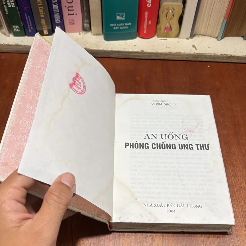 [Sách Có Mốc] - II Sức Khoẻ: Ăn Uống Phòng Chống Ung Thư Vú - Vi Kim Dục - 2004 796281